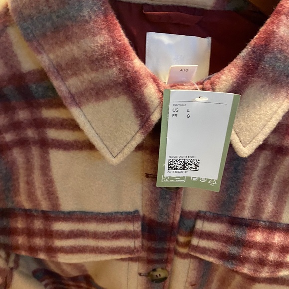 Mid Calf length Brand New Coat Never worn Great fit - Picture 4 of 4